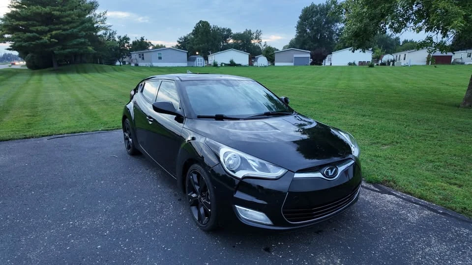 2017 Hyundai Veloster - Image 6 of 8
