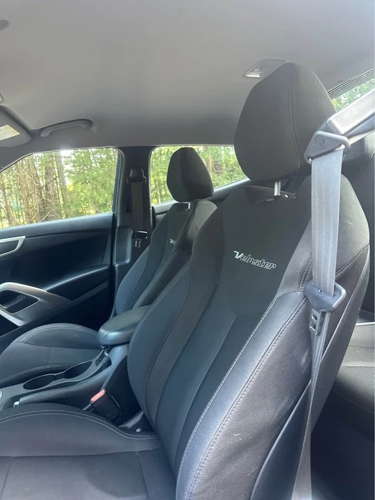 2017 Hyundai Veloster - Image 11 of 20