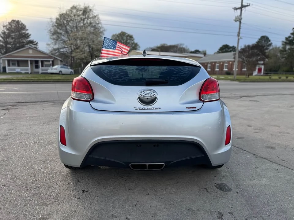 2017 Hyundai Veloster - Image 4 of 16