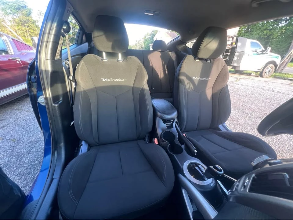 2017 Hyundai Veloster - Image 14 of 17