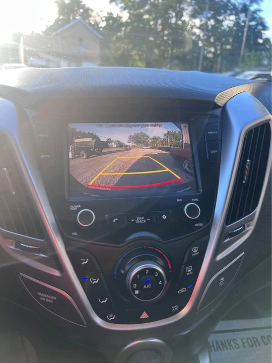 2017 Hyundai Veloster - Image 15 of 17