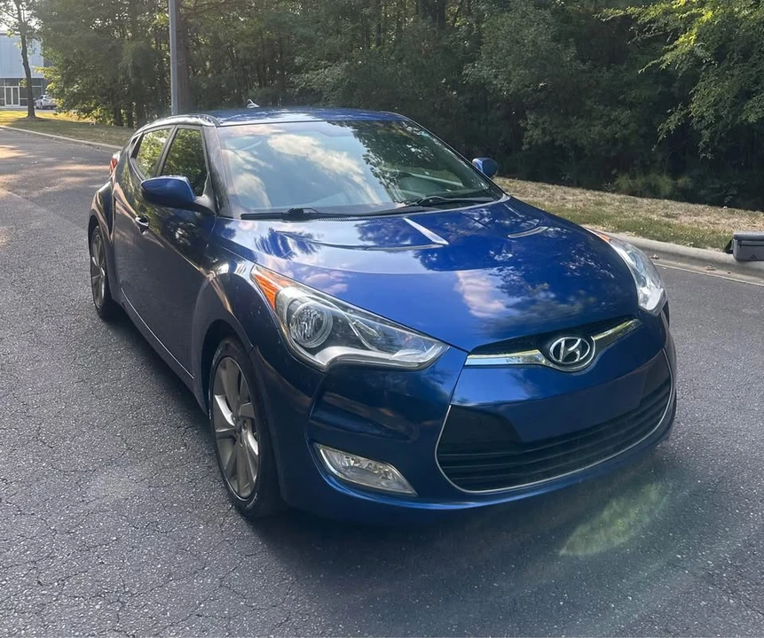 2017 Hyundai Veloster - Image 4 of 20