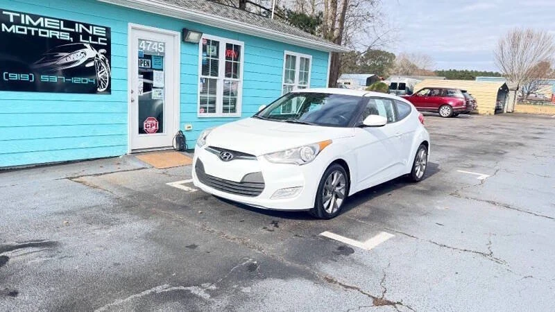 2017 Hyundai Veloster - Image 2 of 20