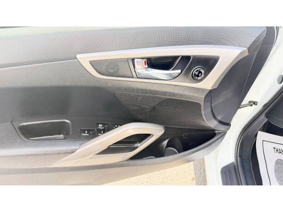 2017 Hyundai Veloster - Image 16 of 20