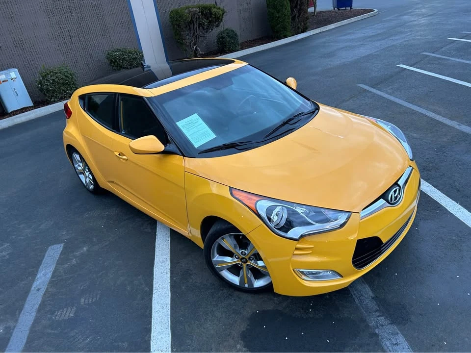 2017 Hyundai Veloster - Image 3 of 18