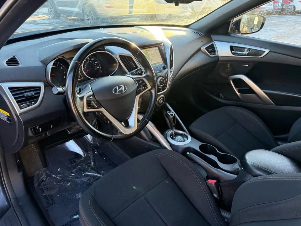 2017 Hyundai Veloster - Image 15 of 16