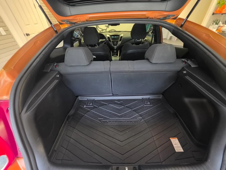 2017 Hyundai Veloster - Image 9 of 13