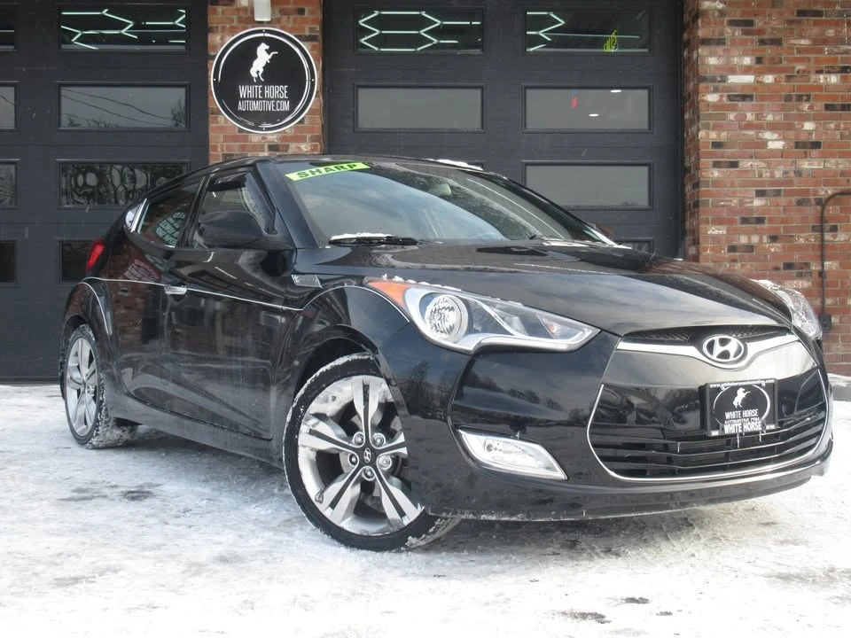 2017 Hyundai Veloster - Image 2 of 7
