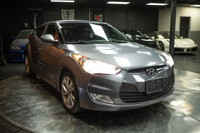 2017 Hyundai Veloster - Image 5 of 20