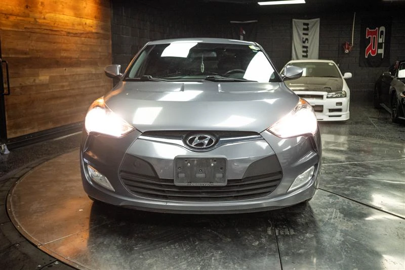 2017 Hyundai Veloster - Image 4 of 20
