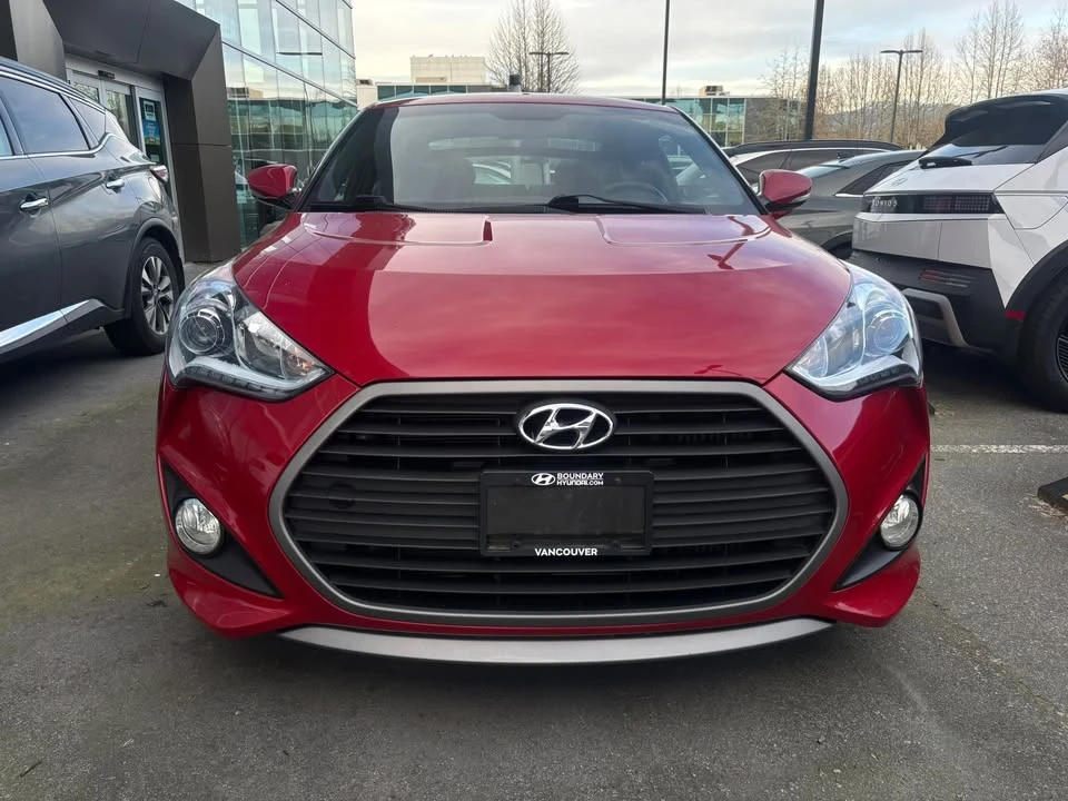 2017 Hyundai Veloster - Image 2 of 9