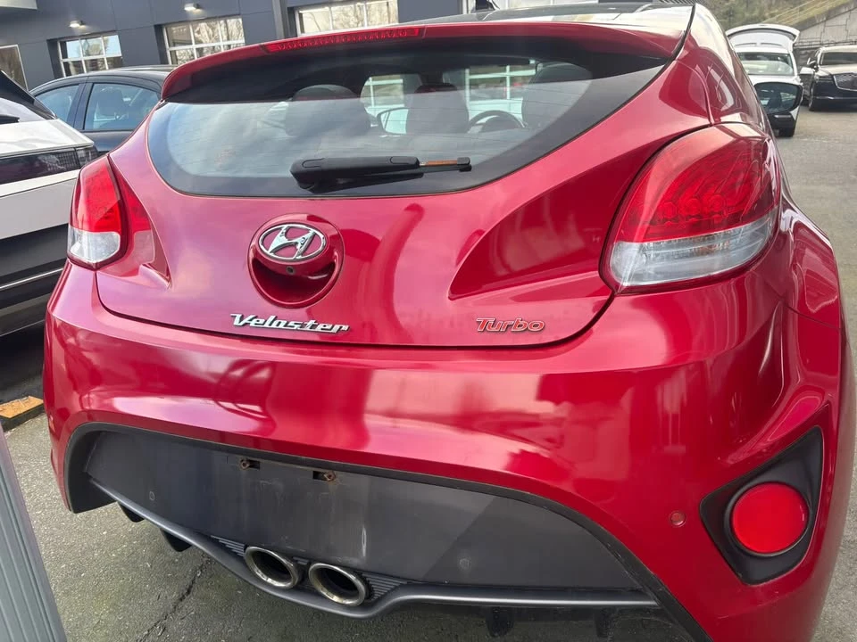 2017 Hyundai Veloster - Image 5 of 9