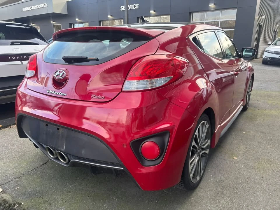 2017 Hyundai Veloster - Image 4 of 9