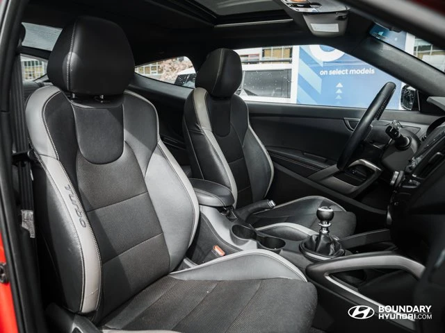 2017 Hyundai Veloster - Image 16 of 18