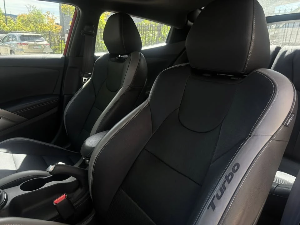 2017 Hyundai Veloster - Image 7 of 13
