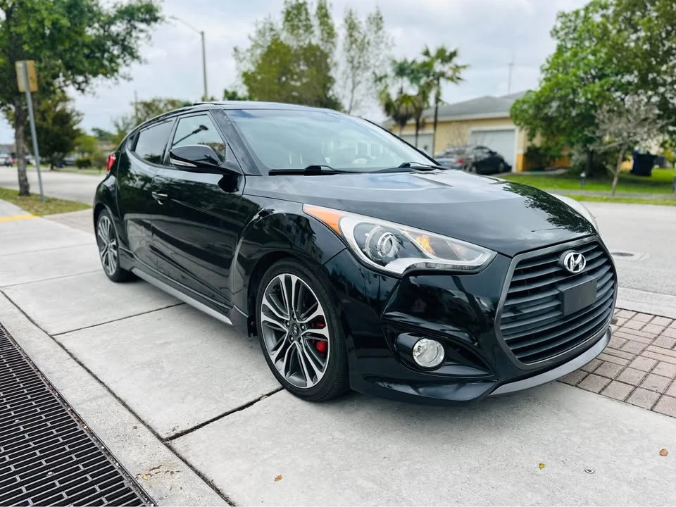 2017 Hyundai Veloster - Image 3 of 14