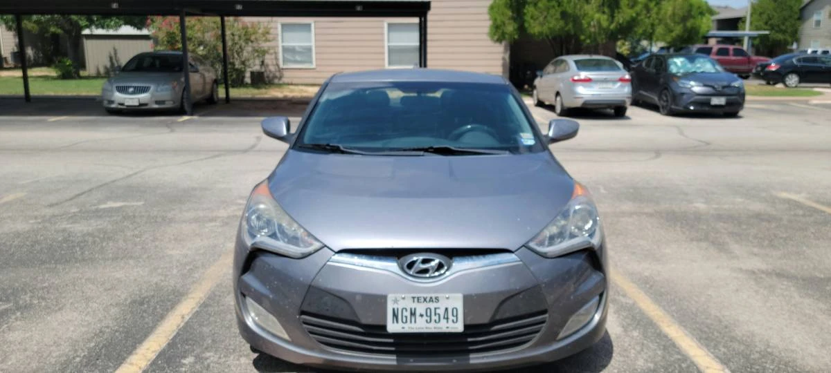 2017 Hyundai Veloster - Image 6 of 11
