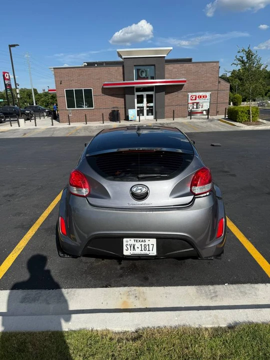 2017 Hyundai Veloster - Image 5 of 16
