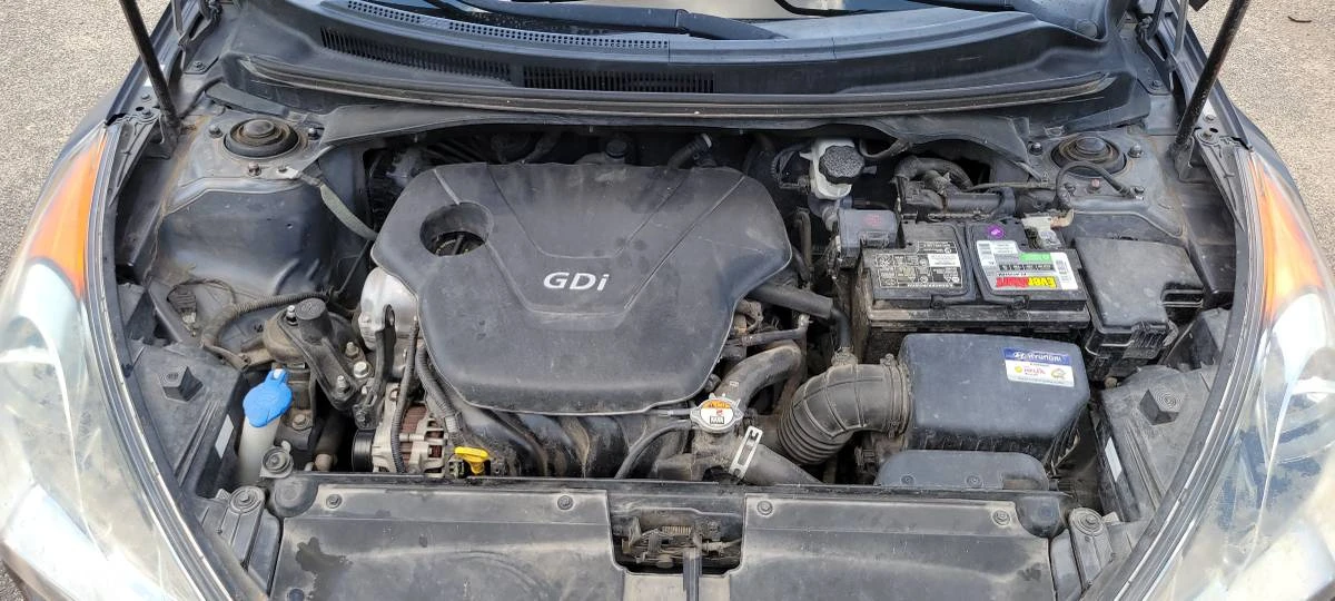 2017 Hyundai Veloster - Image 2 of 11