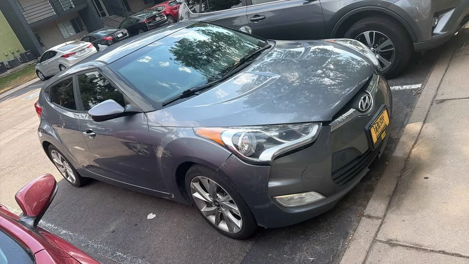 2017 Hyundai Veloster - Image 4 of 12