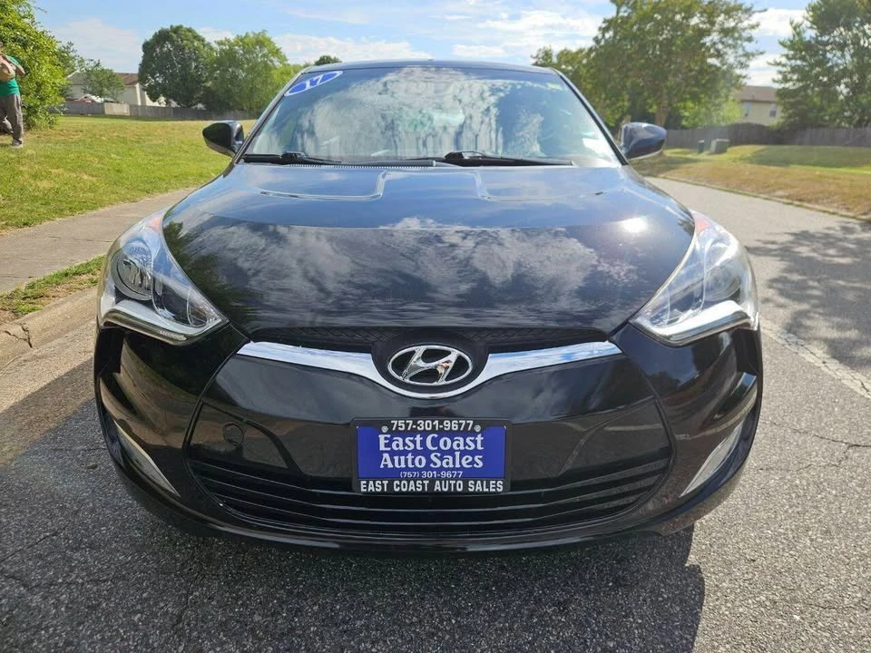 2017 Hyundai Veloster - Image 9 of 20