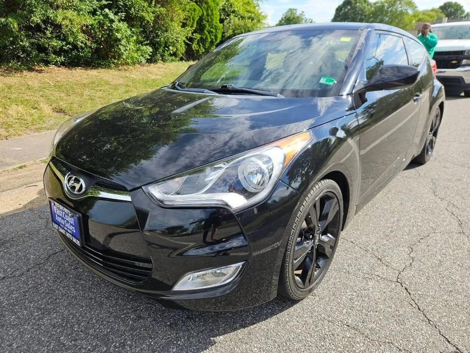 2017 Hyundai Veloster - Image 8 of 20