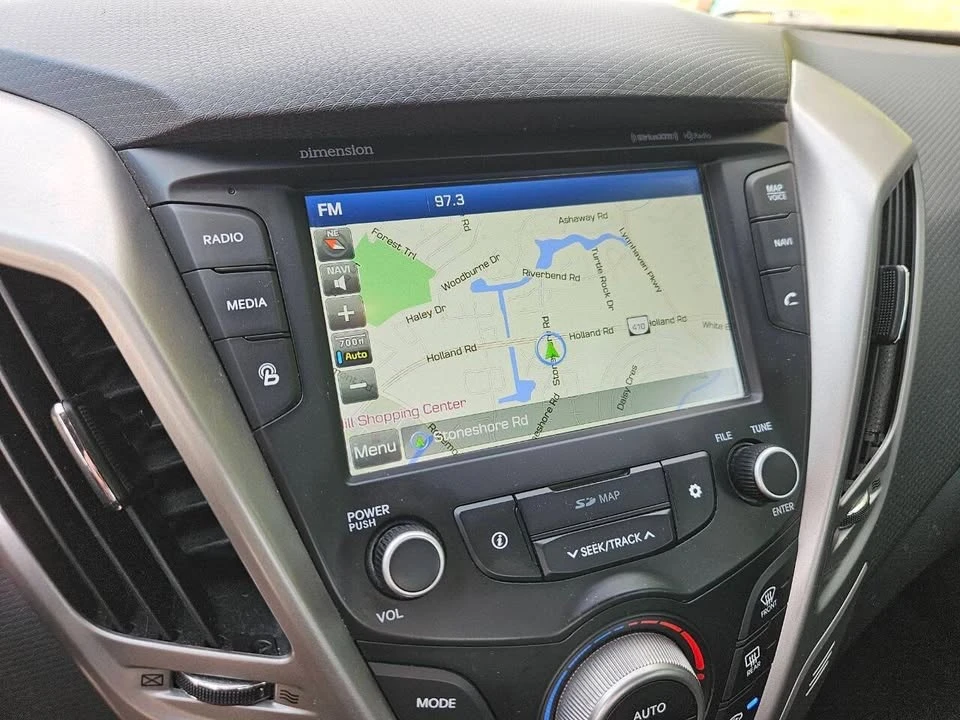 2017 Hyundai Veloster - Image 20 of 20