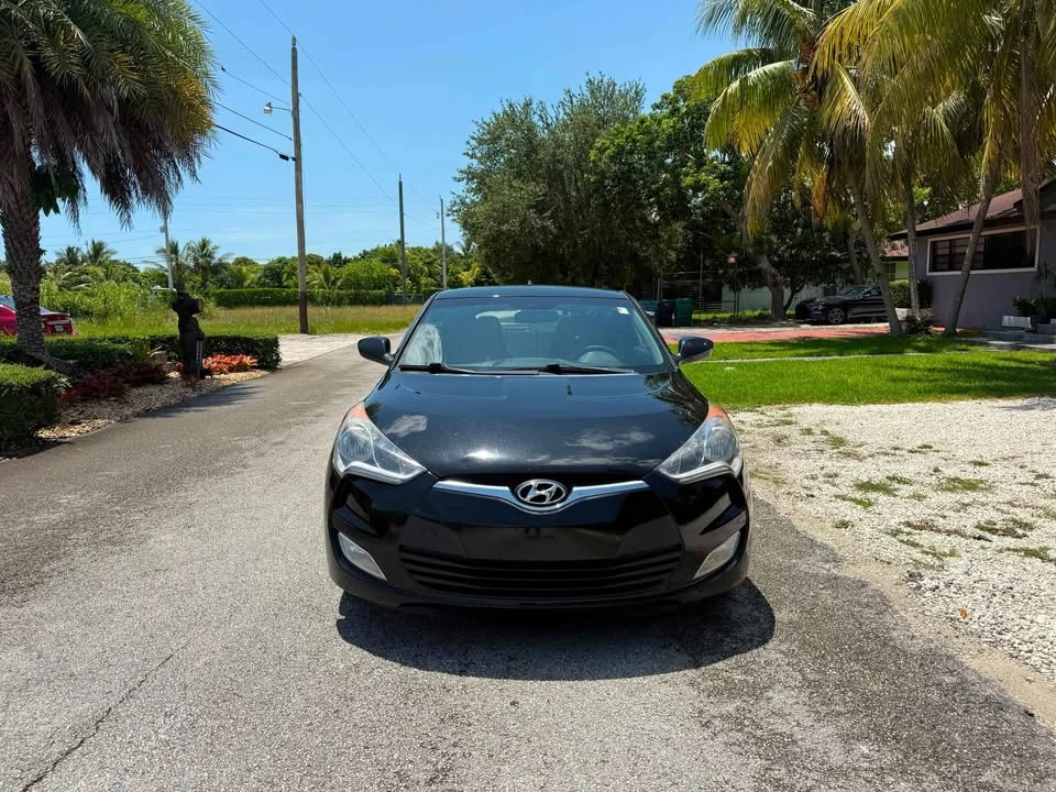 2017 Hyundai Veloster - Image 5 of 16