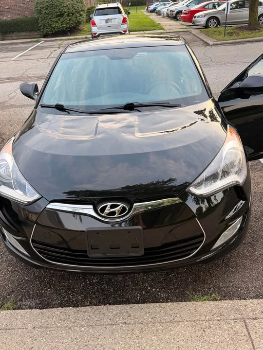 2017 Hyundai Veloster - Image 4 of 8