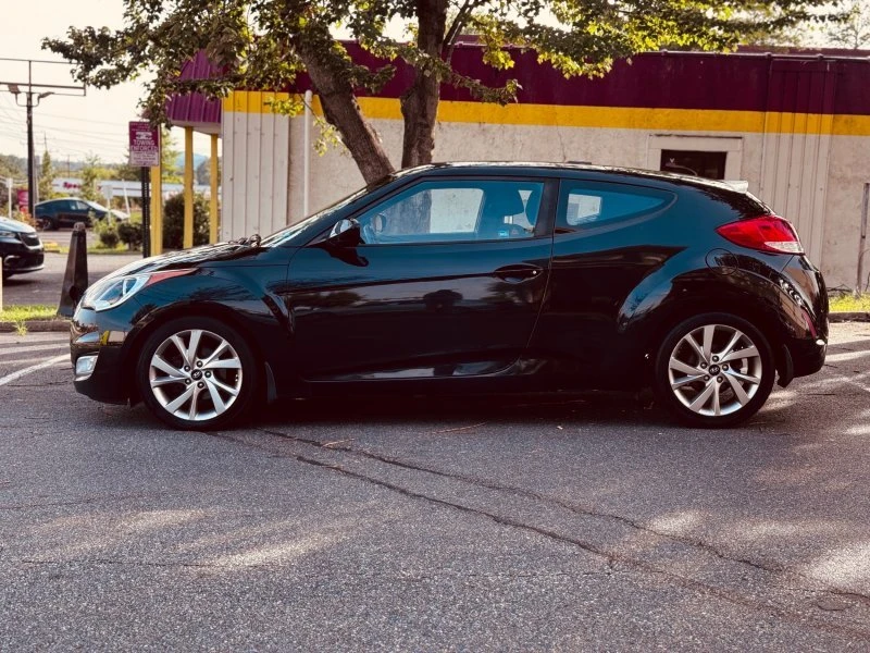 2017 Hyundai Veloster - Image 4 of 14