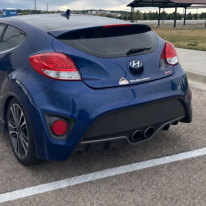 2017 Hyundai Veloster - Image 8 of 12