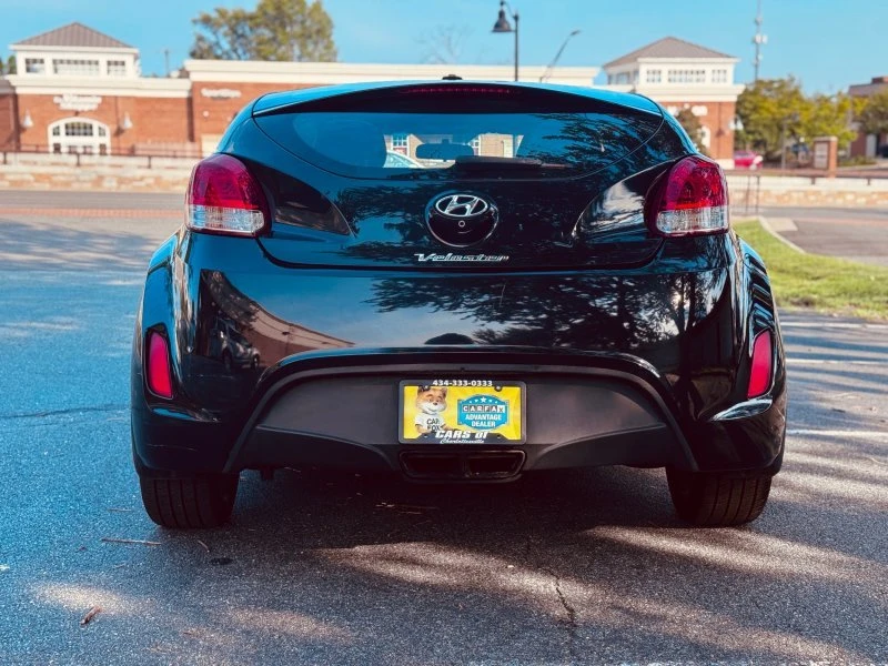 2017 Hyundai Veloster - Image 6 of 14