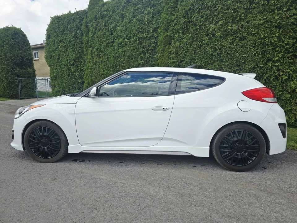 2017 Hyundai Veloster - Image 6 of 10