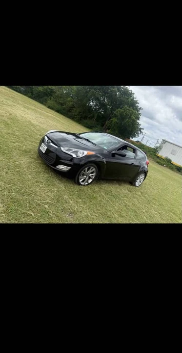 2017 Hyundai Veloster - Image 5 of 10