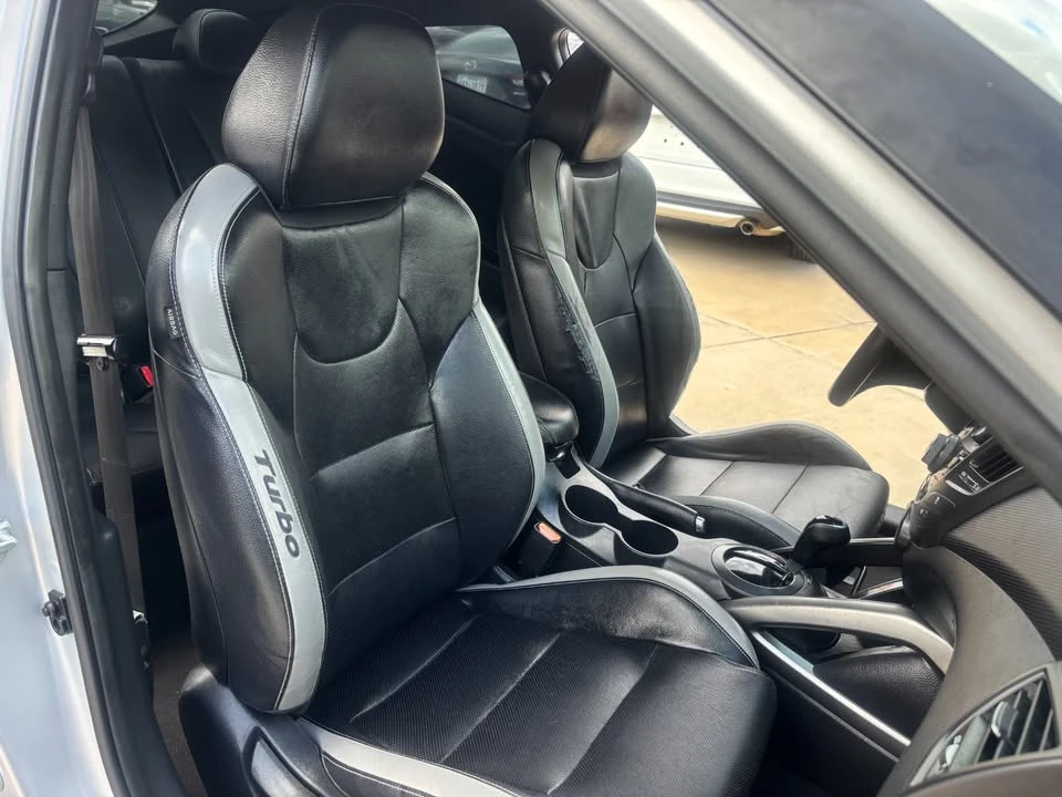 2017 Hyundai Veloster - Image 17 of 20