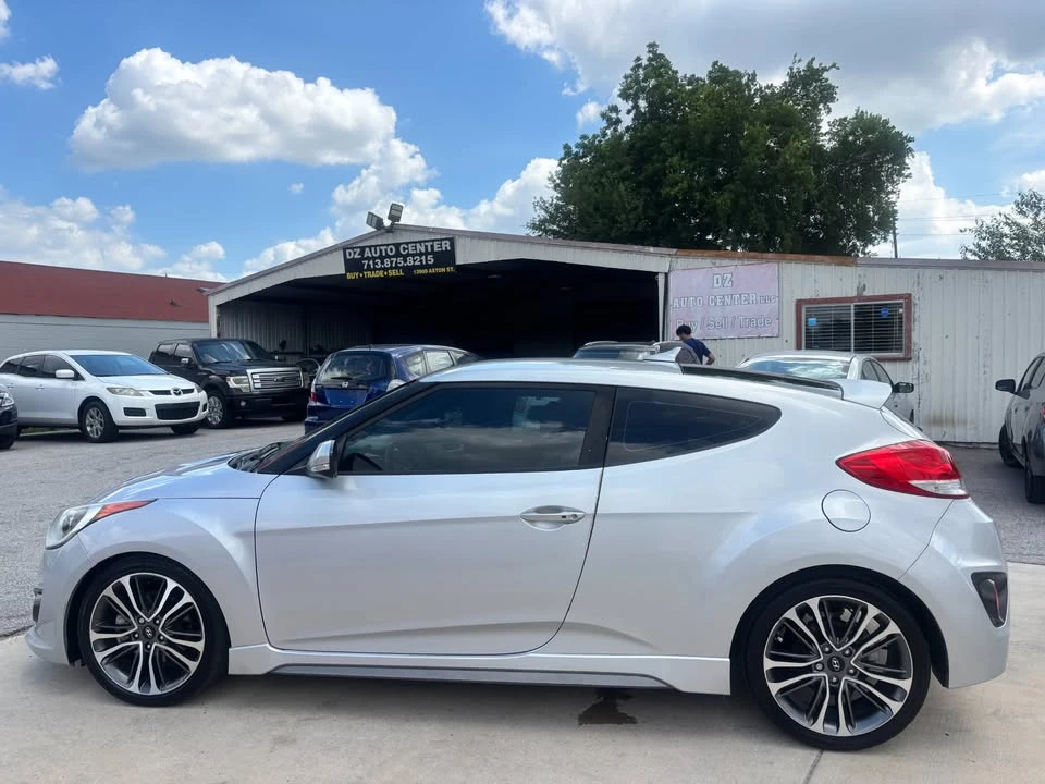 2017 Hyundai Veloster - Image 4 of 20