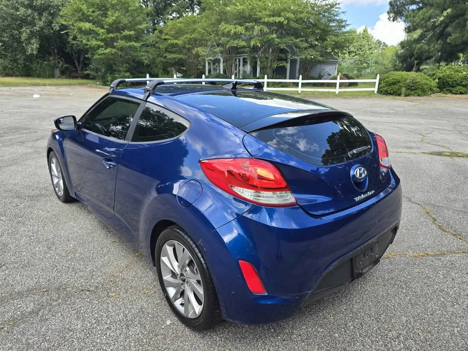 2017 Hyundai Veloster - Image 5 of 12
