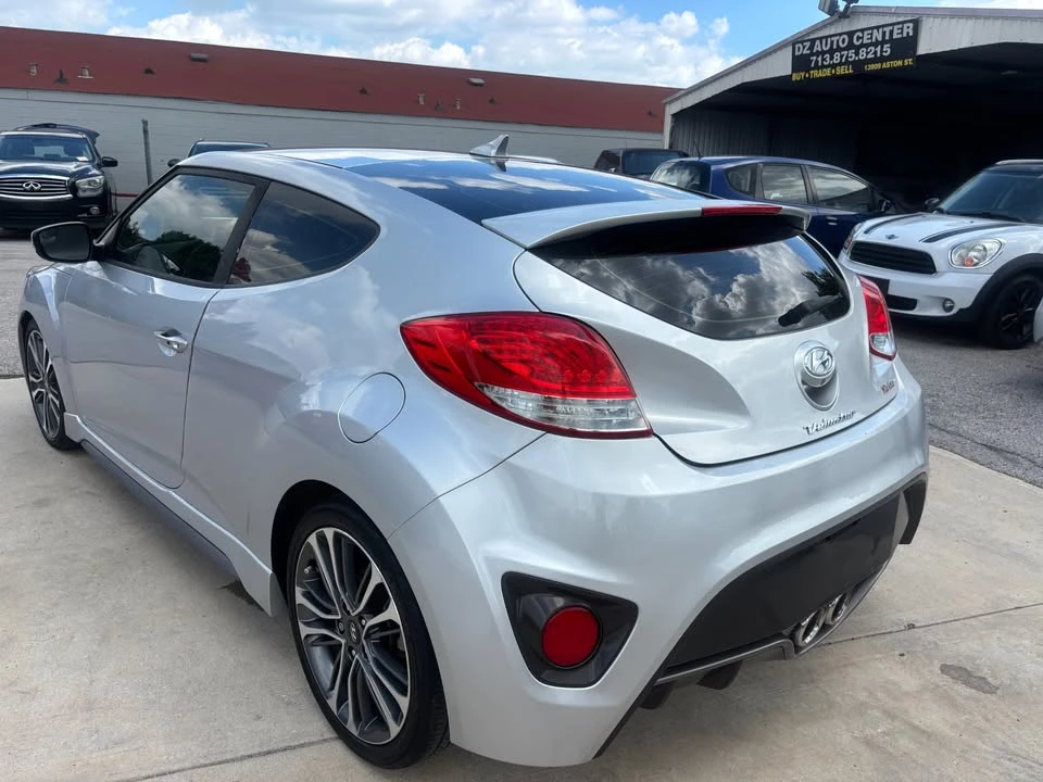 2017 Hyundai Veloster - Image 5 of 20