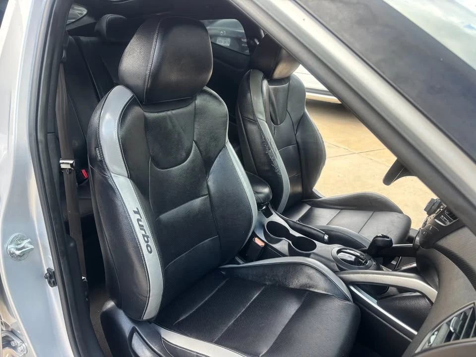 2017 Hyundai Veloster - Image 14 of 20