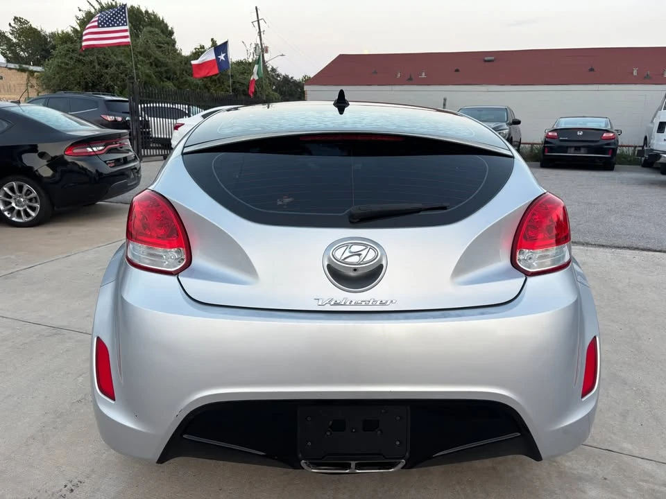 2017 Hyundai Veloster - Image 6 of 20