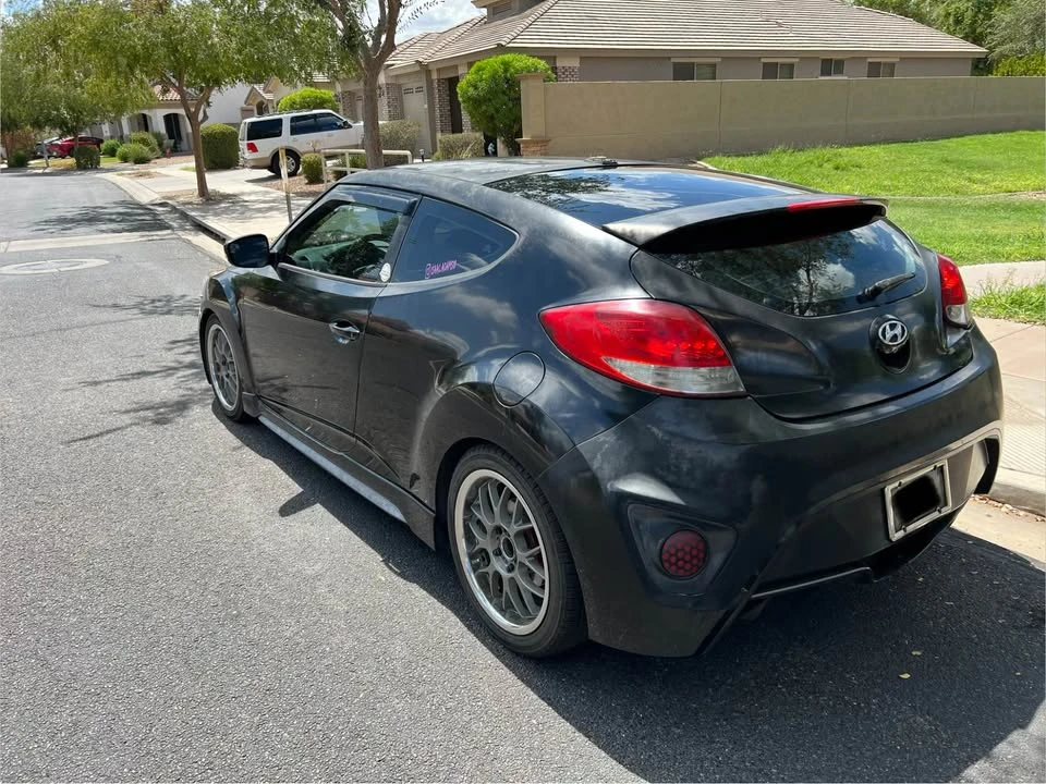 2017 Hyundai Veloster - Image 5 of 11