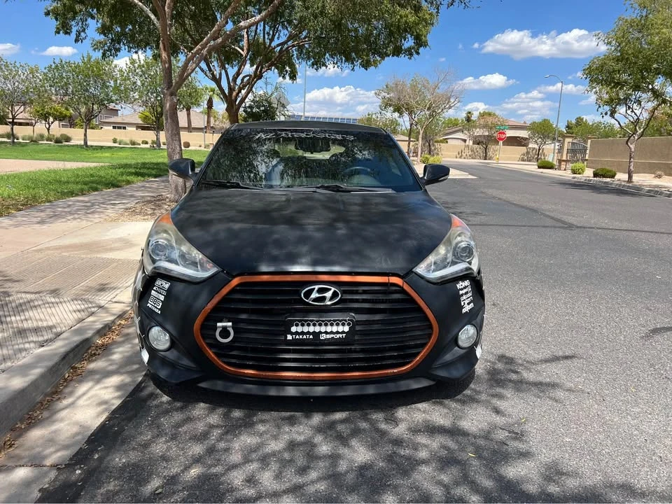 2017 Hyundai Veloster - Image 2 of 11