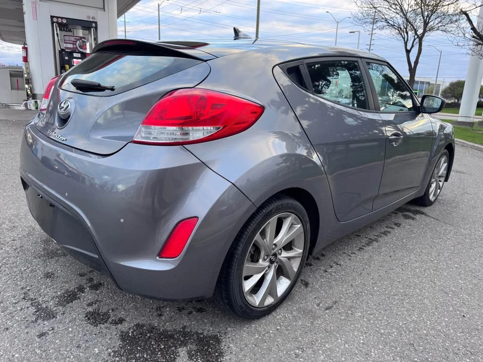 2017 Hyundai Veloster - Image 3 of 14