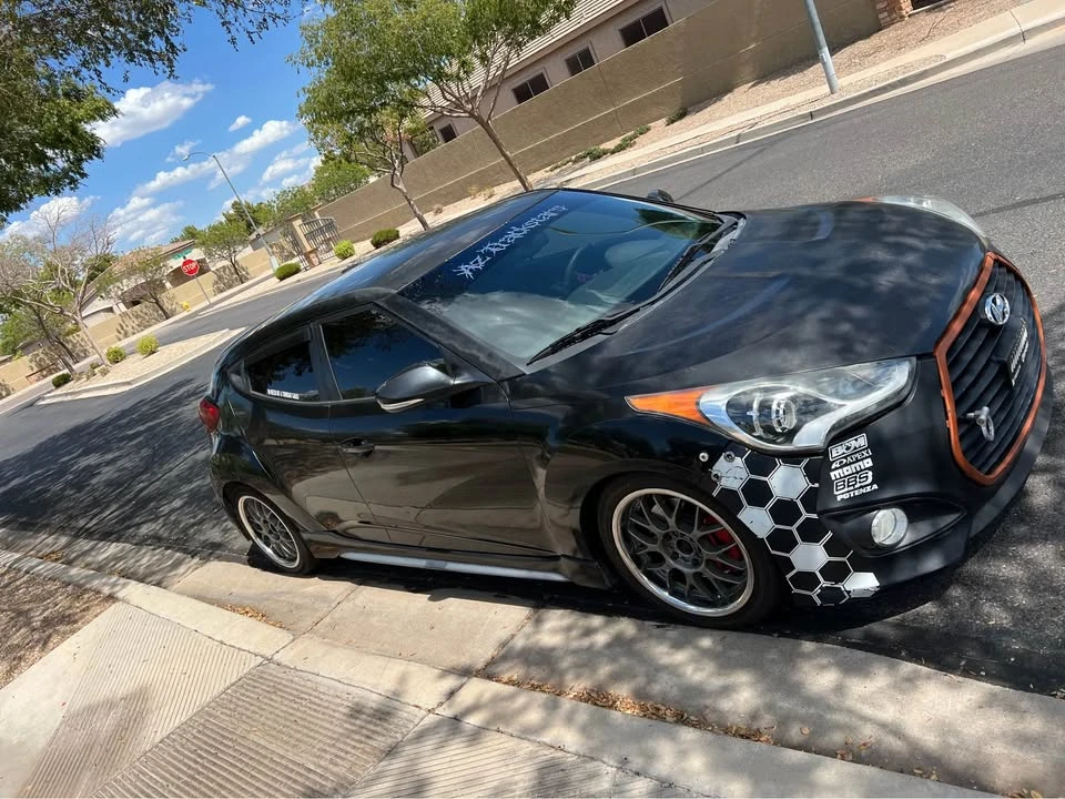 2017 Hyundai Veloster - Image 3 of 11
