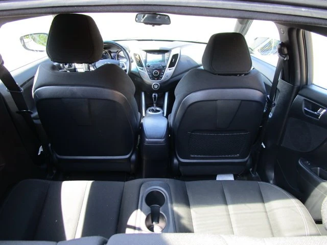 2017 Hyundai Veloster - Image 17 of 20