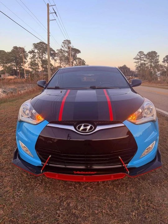 2017 Hyundai Veloster - Image 16 of 17