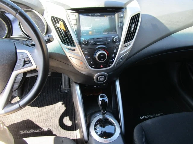 2017 Hyundai Veloster - Image 14 of 20