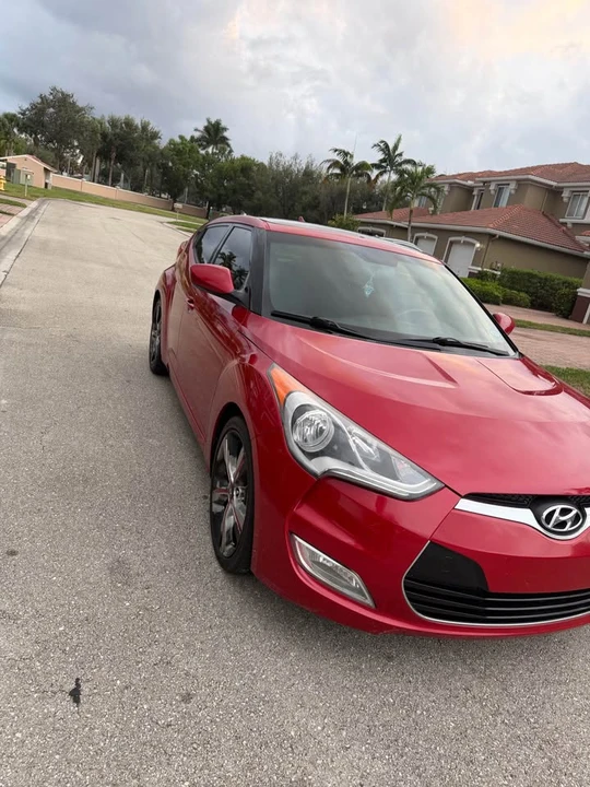 2017 Hyundai Veloster - Image 9 of 9