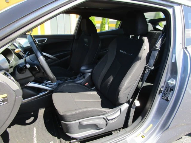 2017 Hyundai Veloster - Image 9 of 20