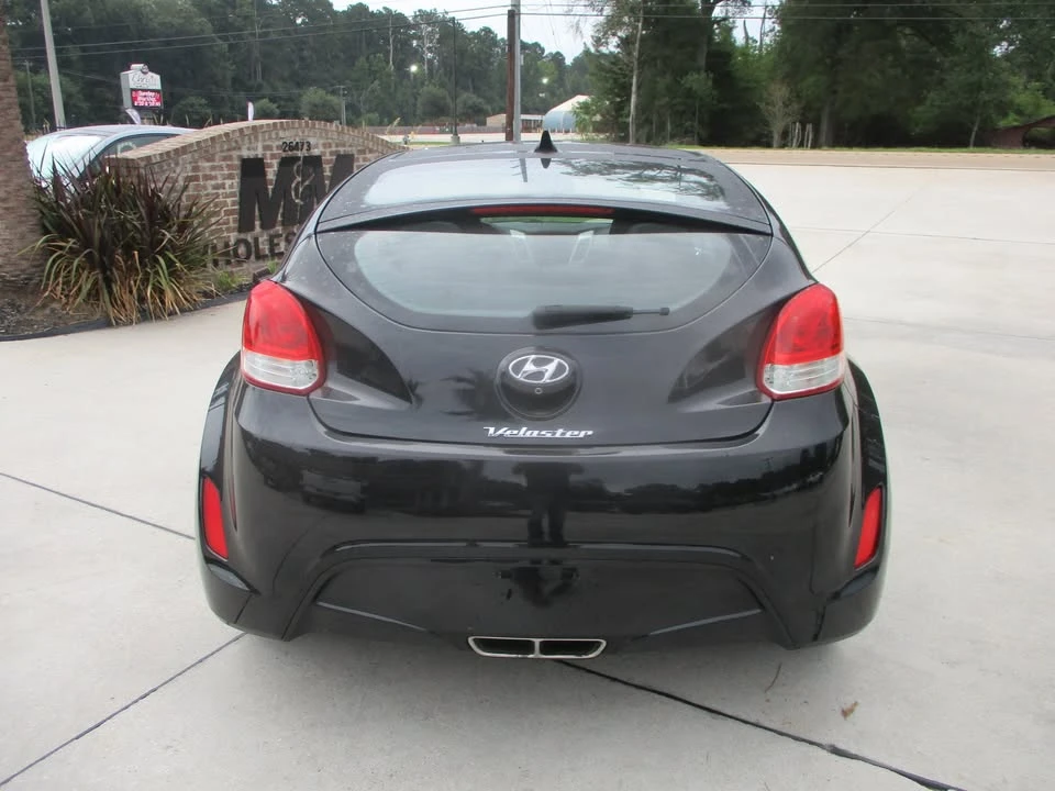2017 Hyundai Veloster - Image 10 of 16